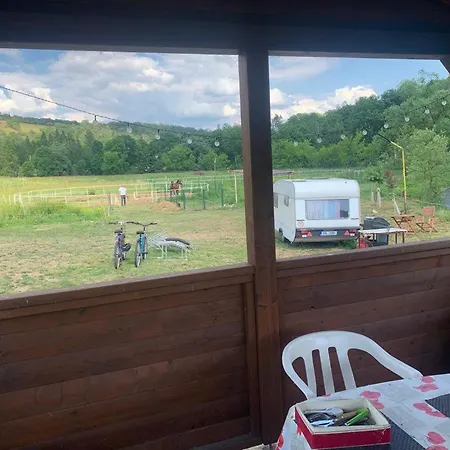 V Karavanu Campingplatz