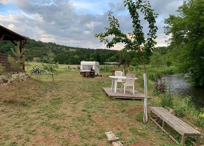 Camping V Karavanu *